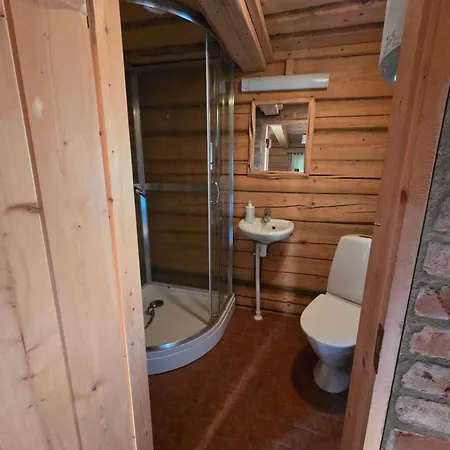 Maenniku Metsatalu Puhkemaja Vidiit * Viljandi (Viljandimaa)